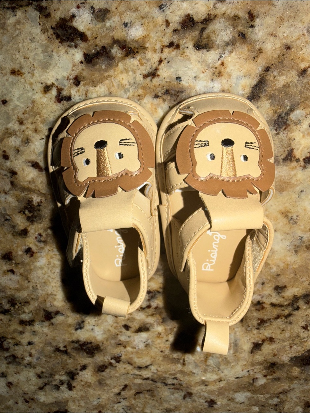 Kids Lion Sandals in Tan